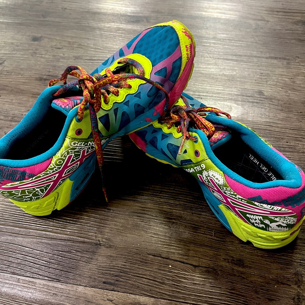 Asics T458N Gel-Noosa Tri 9 Biking Running Shoes Sneakers Women's Size 8 1/2
